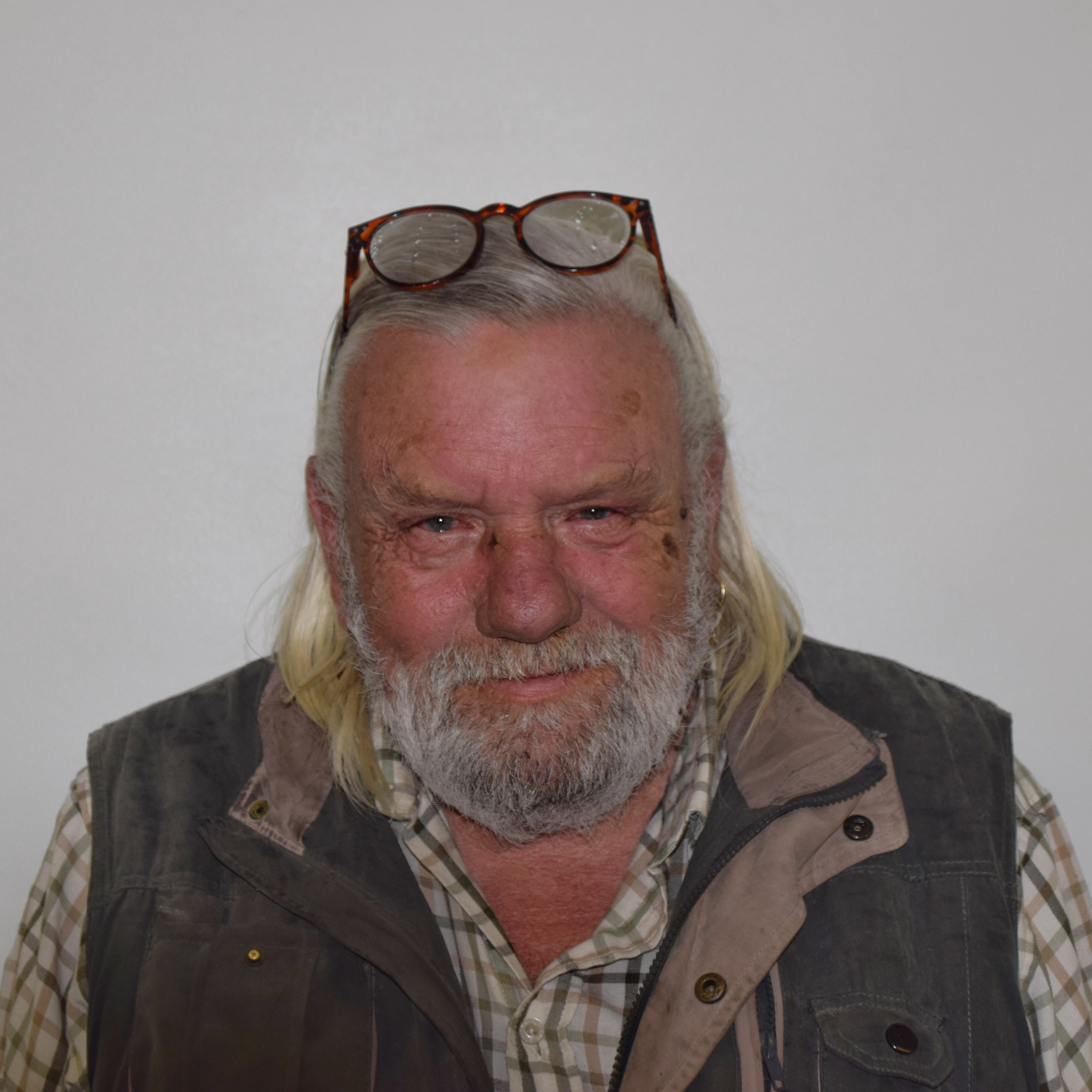 Mr N Fursdon